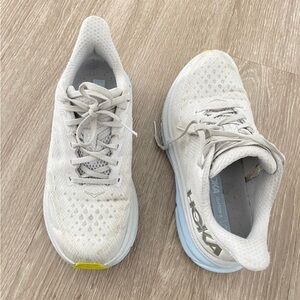 Hoka Clifton 9 running sneakers